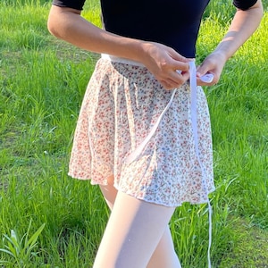 Short Ballet Wrap Skirt - Coral Hibiscus