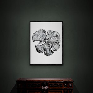 Träsnitt av enbärsträdsring, handgjord svartvit botanisk konst, minimalistisk väggdekoration av natur 18x24 bild 5