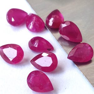 Rubi facetado com preenchimento de vidro – formato de pera de 3 x 5 mm, qualidade AAA. imagem 3