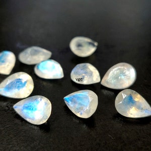 Natural  AA Quality Rainbow Moonstone Pear Faceted 3x5mm To 8x12 mm - Rainbow Mooonstone Good Blue Flashy