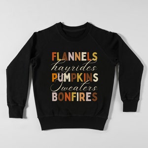 Herbstsaison Crewneck Sweatshirt - Hayrides and Sweaters Sweatshirt