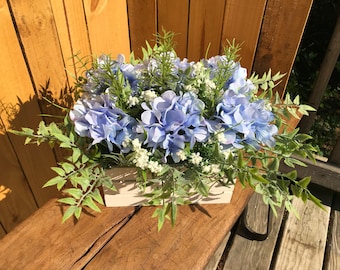 Table centerpiece- home decorations - hydrangea vase - country decoration - wedding - dining room flowers - flowerbox - blue hydrangea