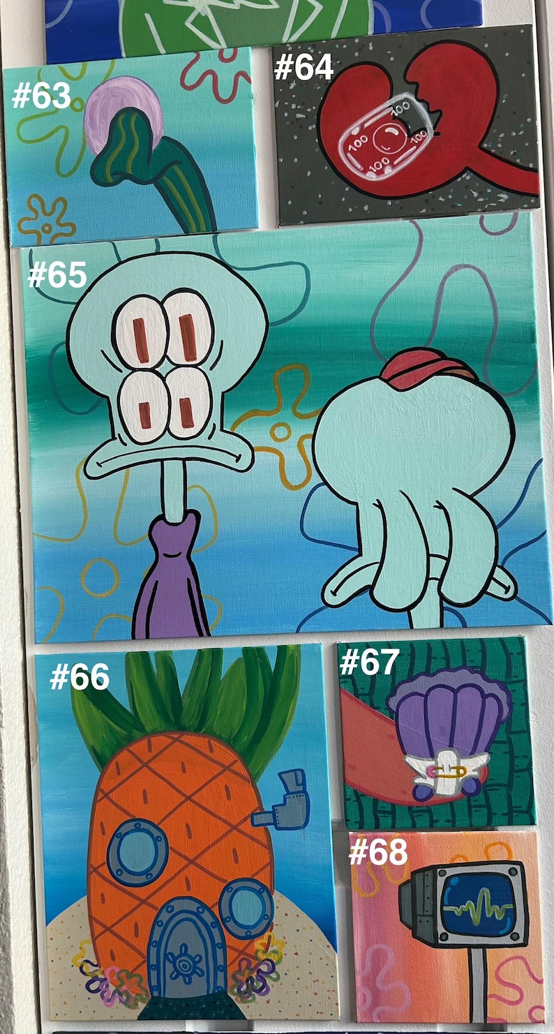 Op de afbeelding: Een verzameling kleine vierkante schilderijen met personages en elementen uit de animatieserie SpongeBob SquarePants. De schilderijen bevatten afbeeldingen van Octo Tentakel, een ananashuis en andere herkenbare beelden.