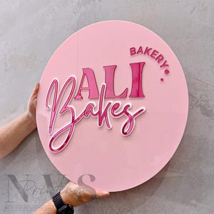 Custom Pink Acrylic Bakery Logo Sign – Round Business Sign with 3D Letters – Cute Dessert Shop Branding for Wall or Counter Display