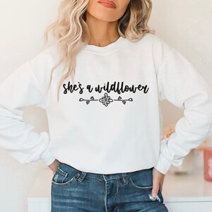 She&#39;s A Wildflower Svg Png | Positive Quote | Inspirational Saying | Cut File For Cricut & Silhouette | Instant Digital Download