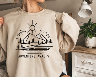 Avontuur wacht op SVG | Citaatontwerp voor reisavontuur | Shirt gesneden bestand voor outdoorverkenning | Cricut-silhouet