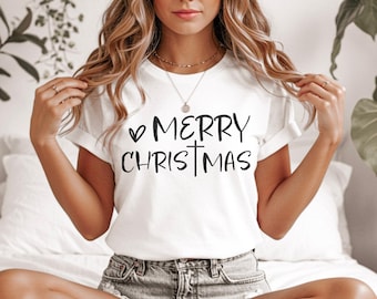 Merry Christmas SVG | Classic Holiday Quote Design | Festive Winter Shirt Cut File | Cricut Silhouette