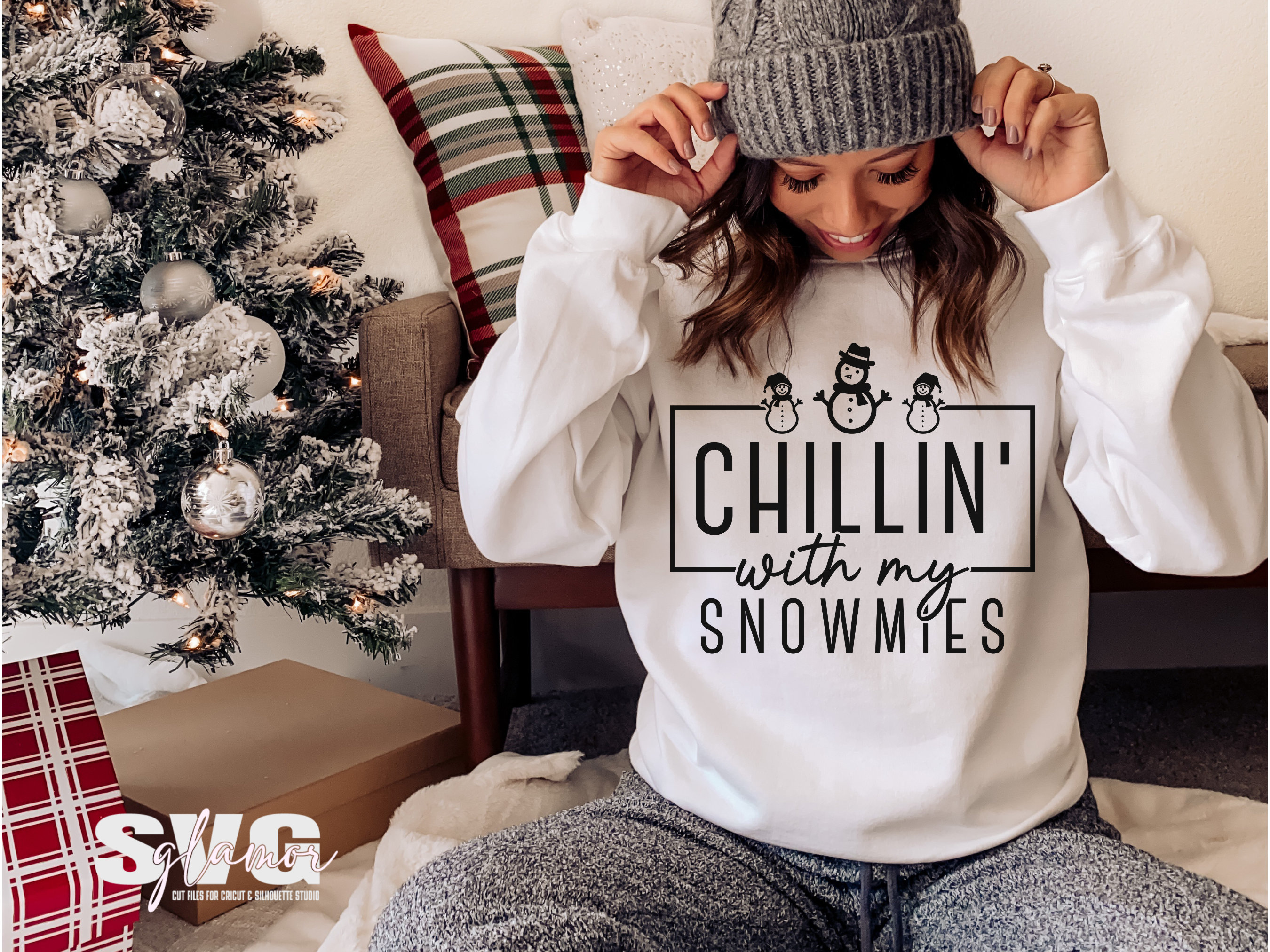 Chilling With My Snowmies SVG PNG | Funny Snowman Svg | Funny Christmas ...