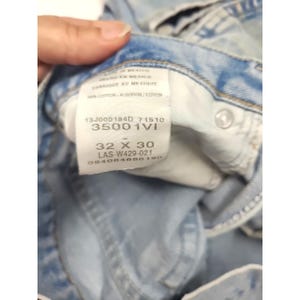 Vintage Wrangler Rugged Wear Mens Distressed Jeans 32x30 measures 32x29.5 image 7