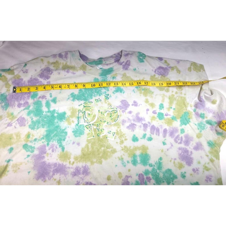 Camiseta vintage Nike Tie Dye Just Do It con estampado de huellas de neumáticos en la espalda, talla 2XL imagen 9