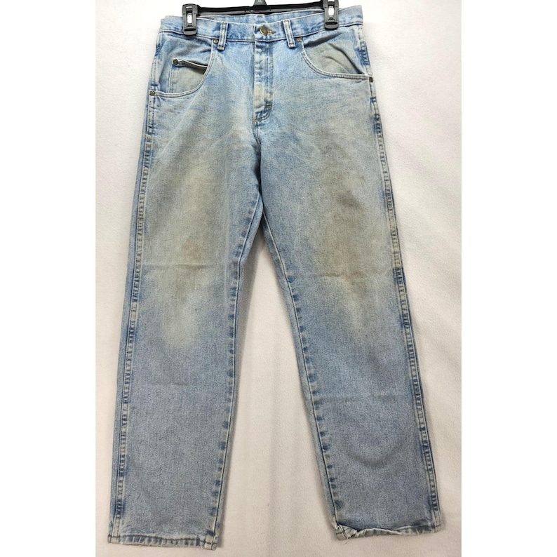 Vintage Wrangler Rugged Wear Mens Distressed Jeans 32x30 measures 32x29.5 image 1