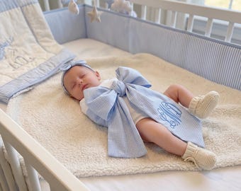 Custom Monogram Newborn Bow Sash, Embroidered Gingham Baby Girl Swaddle, Personalized Birth Announcement Sash, Baby Gift