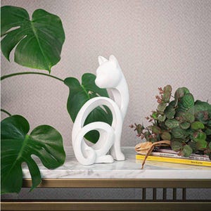 Abstract Cat Statue, Abstract White Decor, Office Decor, Creative Abstract Objects, Cat Lover, Christmas Gift, Modern Cat Statue Home Decor