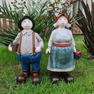 Farmer Uncle and Aunt Garden Statues Set, Large Woman and Man Sculpture as Garden Ornament, Farmhouse Decor, Outdoor Statue, Garden Design