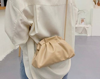Sucastle Casual bag fashion bag retro bag shoulder bag handbag canvas bag Sucastle Color:black Size:38x32x9cm Sucastle Casual bag fashion bag retro bag shoulder bag handbag canvas bag Sucastle Color:black Size:38x32x9cm