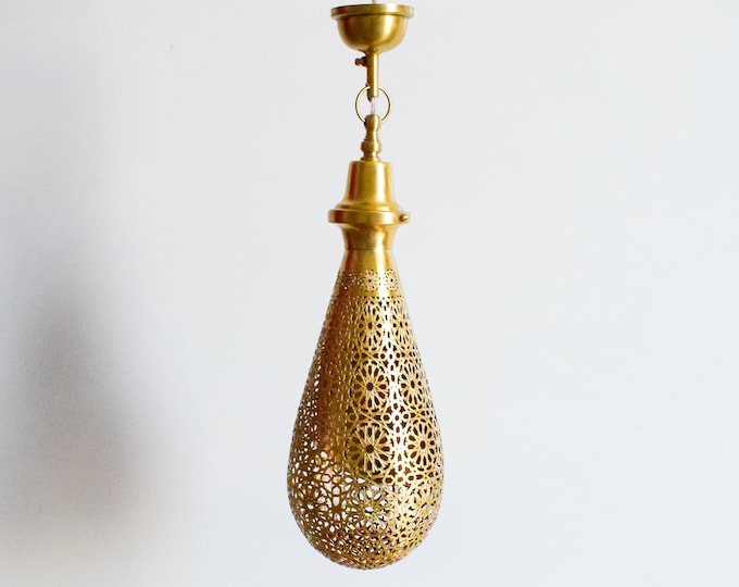 Personalized Pendant Brass Lightining, Moroccan Brass Lamp, Handmade Brass Lamp, Dinner room Light, Magestic Lantern Shade