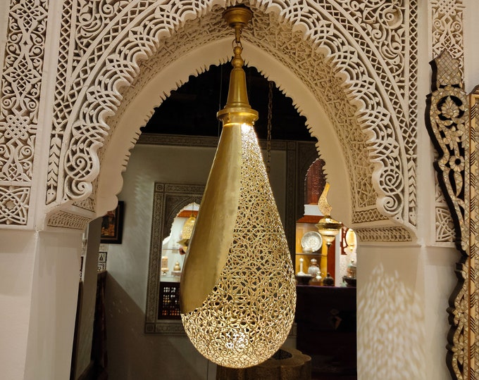 Personalized Pendant Brass Lightining, Moroccan Brass Lamp, Handmade Brass Lamp, Dinner room Light, Magestic Lantern Shade