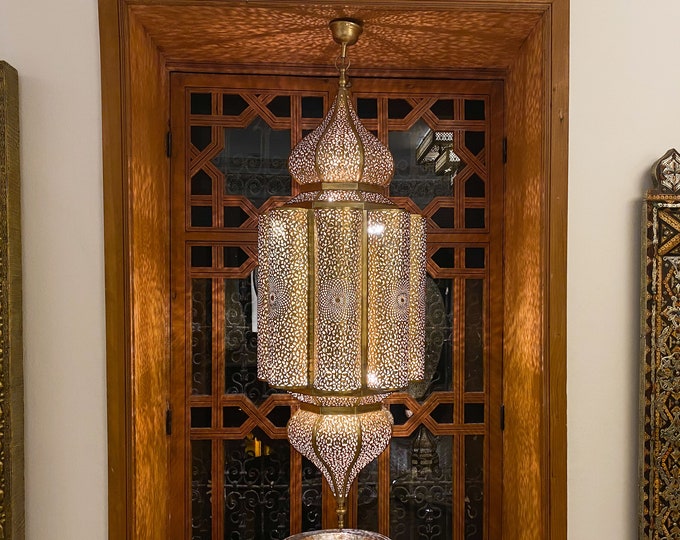 Personalized Pendant Brass Lightining, Moroccan Brass Lamp, Handmade Brass Lamp, Dinner room Light, Magestic Lantern Shade