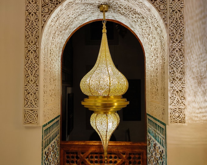 Personalized Pendant Brass Lightining, Moroccan Brass Lamp, Handmade Brass Lamp, Dinner room Light, Magestic Lantern Shade