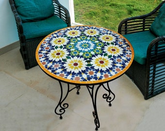 Mosaic Round Table handmade with natural Colors l Moroccan Table l Amazing Coffee & Dinner Mosaic Table l Customizable Designs