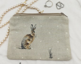 Small Rabbit coin purse in lined cotton.