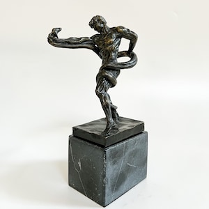 Athlete Wrestling With a Python Sculpture, Roman Art Figure, Ancient ...