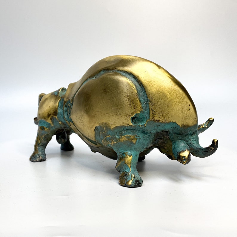 Bronze Bull Statue, Bull Sculpture, Bull Figure, Animal Lover Gift, Modern Statue, Animal Figure, Housewarming Gift, Bronze Ornament image 5