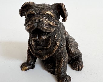 Statue de bouledogue en bronze, sculpture de bouledogue, statue de chien en bronze, figure de bouledogue, sculpture de chien, cadeau d'amoureux des animaux, cadeau de propriétaire de chien