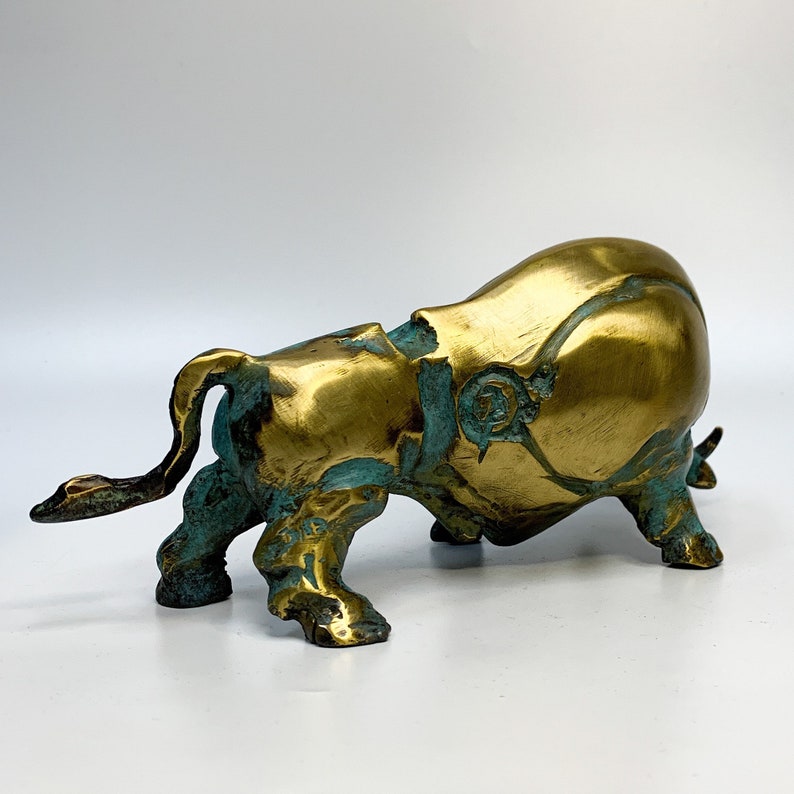 Bronze Bull Statue, Bull Sculpture, Bull Figure, Animal Lover Gift, Modern Statue, Animal Figure, Housewarming Gift, Bronze Ornament image 7