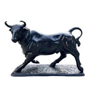 Bronze Bull Statue, Bull Sculpture, Garden Sculpture, Bull Figure, Home Decor Statue, Animal Figure, Housewarming Gift, Home Entryway Statue