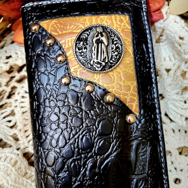 Virgen de Guadalupe Western Mens Wallet Bifold Check Book, Faux Leather Croc pattern blk Rodeo cowboy Religious wallet Mother Mary wallet