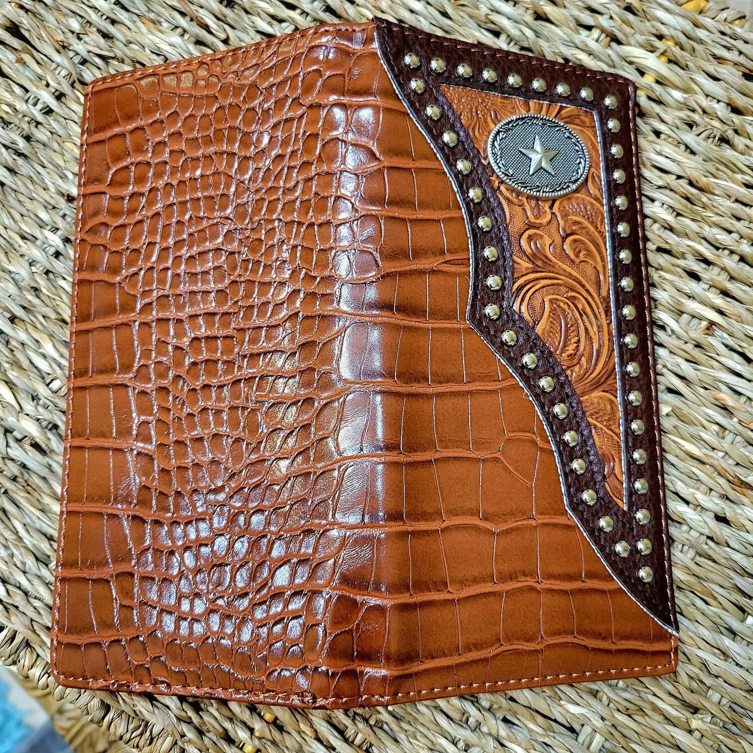 West Star Texas Checkbook Wallet - Brown Embroidery Bifold Western Wallet For Men - Genuine Leather
