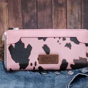 Cartera con estampado de vaca Wrangler personalizable, cartera Western Cowgirl, regalo grabable, cartera plegable, organizador de dinero, cuero sintético rosa, regalo para ella