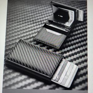 Personalizable RFID Metal pop up card wallet Ultra-Thin Smart Men&#39;s And Women&#39;s Wallet  Minimalist  black mini wallet perfect gift item