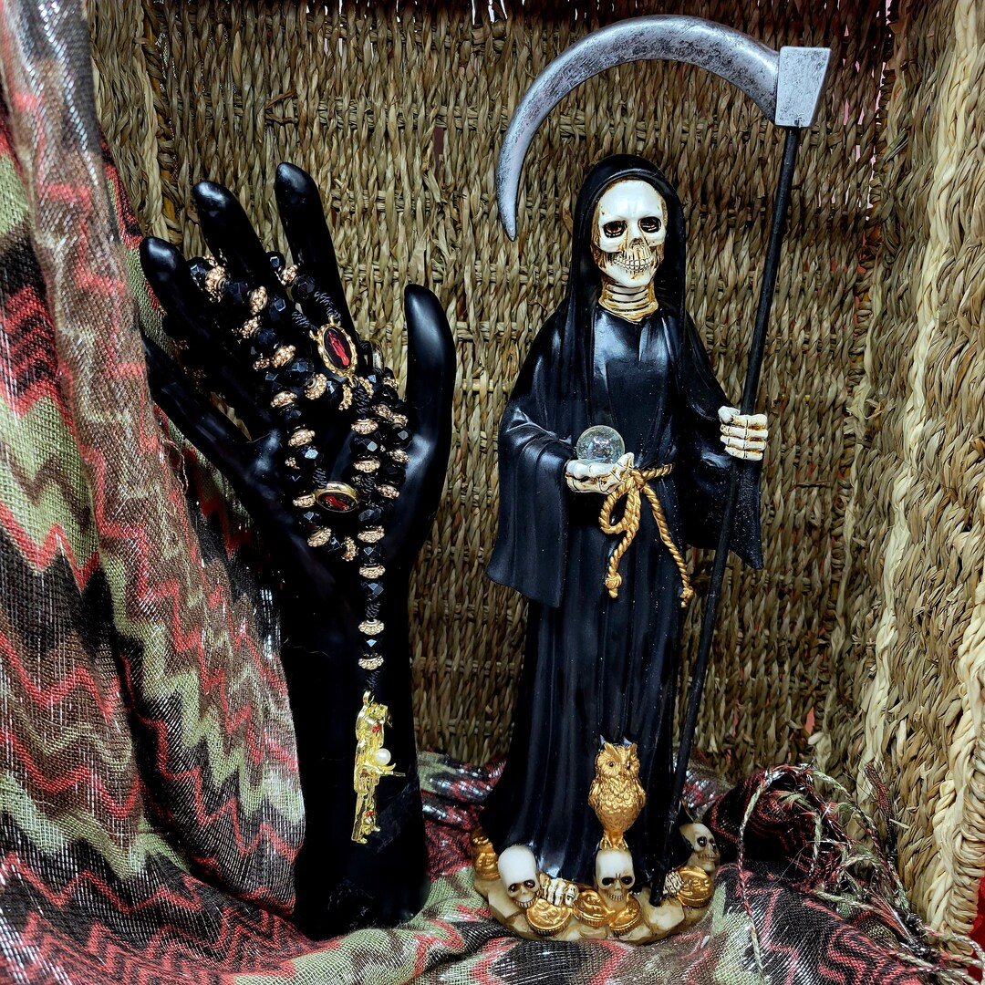 Black Santa Muerte main image 0