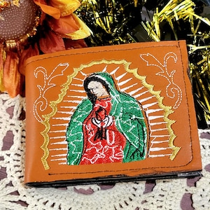 Cartera Virgen de Guadalupe Cartera mexicana de piel bordada de dos caras para hombre Cartera Bordada hecha a mano regalo para él y para ella