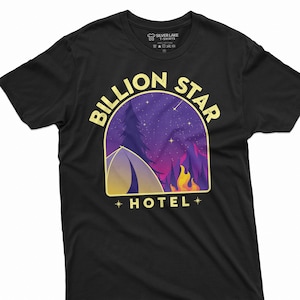 Men&#39;s Billion Star Hotel T-shirt Camping Camper Nature Camp Outdoors T-shirt | Woods forest bonfire T-shirt