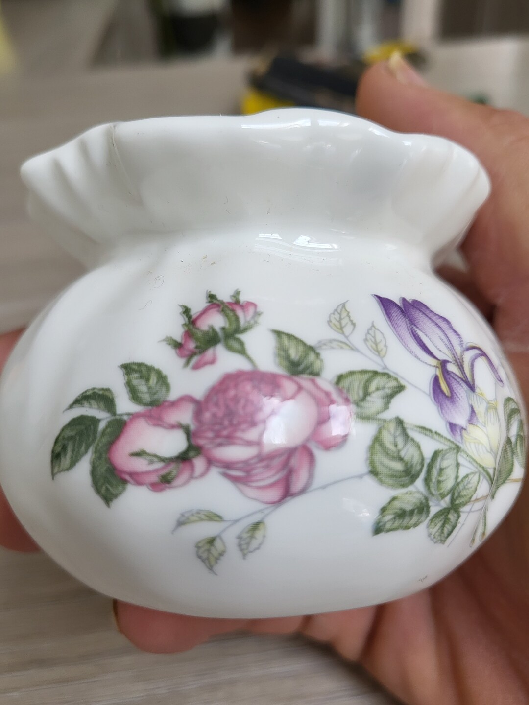 Royal Doulton Camilla Dorothy Pot H5185 Rose Iris & Etsy