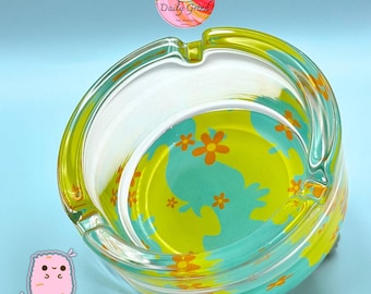 Groovy Flower Power 60's 70's Hippy - Heavy Glass Custom Ashtray (8.2cm) - Christmas Gift