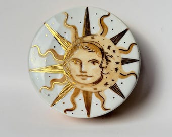 Boîte à bijoux ronde "Soleil et Lune" – porcelana pintada a la principal, pieza única