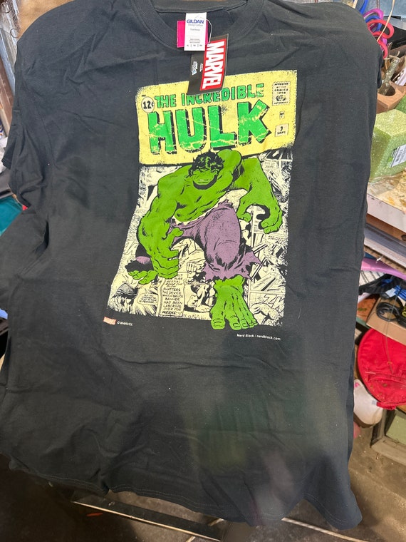 XL Incredible Hulk T-shirt - image 1