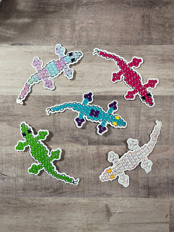 90's Beaded Lizard Vinyl Sticker | Retro Image Decal | Nostalgic