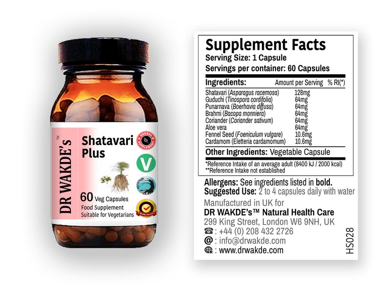 Op de afbeelding: Een bruine glazen fles met een wit etiket waarop "DR WAKDE'S Shatavari Plus" en "60 Veg Capsules Food Supplement Suitable for Vegetarians" staat. Het etiket heeft ook een groene "V" voor vegetarisch. De fles staat op een witte achtergrond. De supplementenfeiten staan ​​aan de rechterkant van de afbeelding. De ingredi&euml;nten omvatten Shatavari, Guduchi, Punarnava, Brahmi, Koriander, Alo&euml; vera, Venkelzaad en Kardemom. Het aanbevolen gebruik is 2 tot 4 capsules per dag met water.
