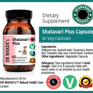 Op de afbeelding: Een bruine fles met een wit etiket waarop "DR WAKDE'S Shatavari Plus 60 Veg Capsules Food Supplement Suitable for Vegetarians" staat. De fles is ge&euml;tiketteerd als een Ayurvedisch product en een voedingssupplement. De fles is omgeven door groene en witte tekst en afbeeldingen.