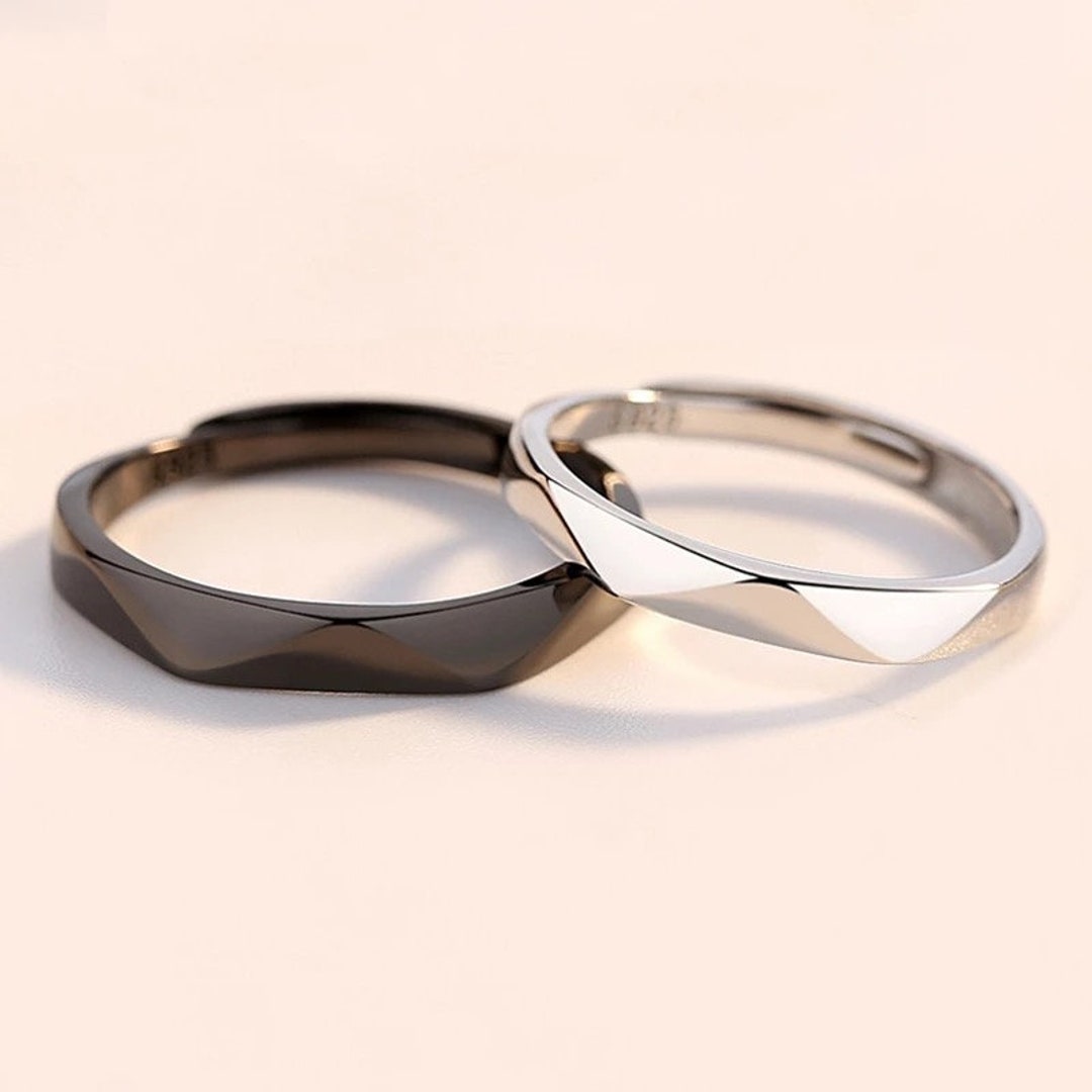 il_1080xN.3493305022_c2d4 Mens Wedding Bands : Discover the Perfect Symbol of Love