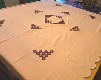 Vintage Peach Tablecloth