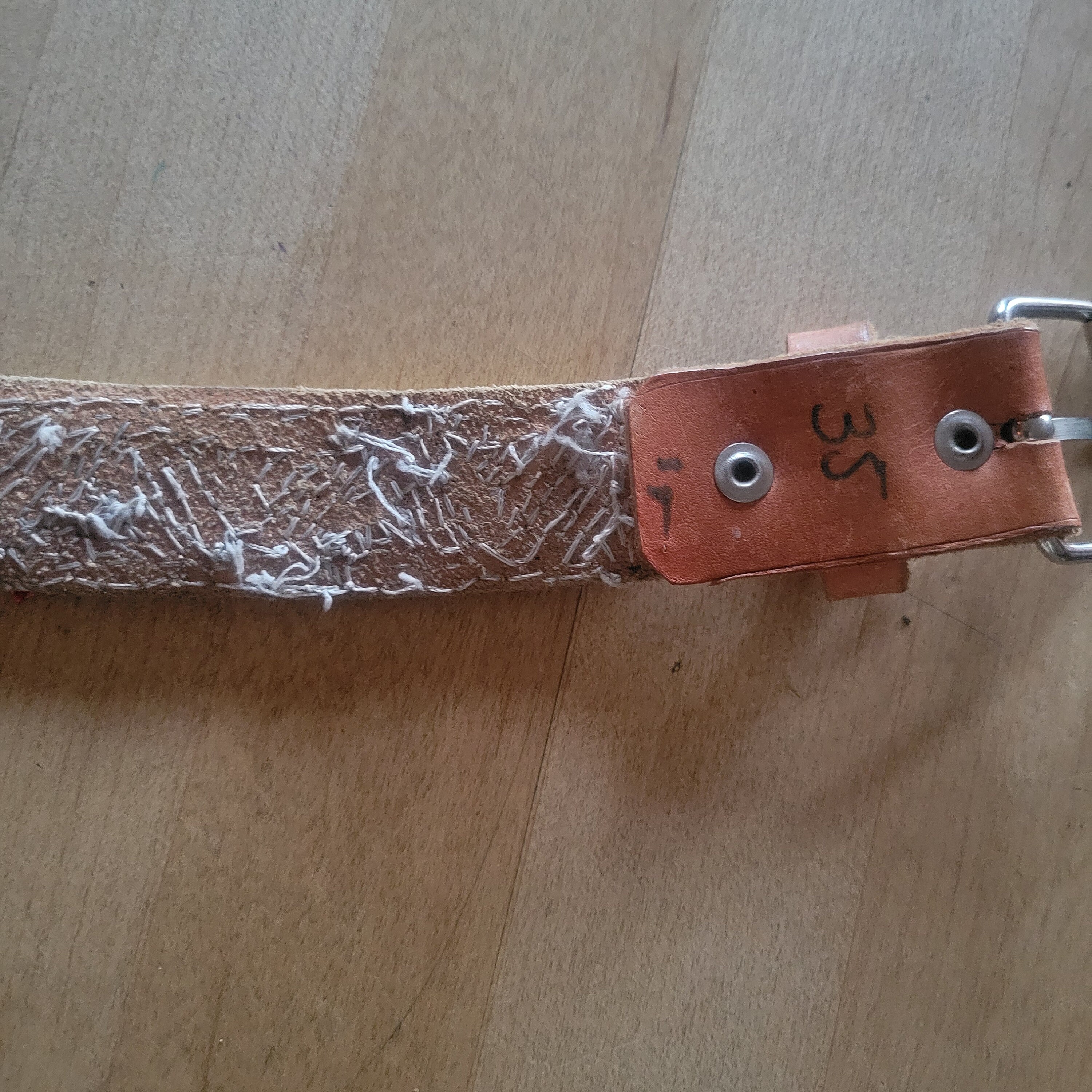 VINTAGE COCONUT BEAD BELT STRAP SIZE IS XLARGE 71\