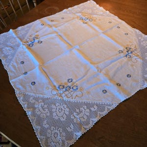 Tea Table Cloth