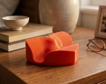 Heart Shaped Phone Stand Desk Organiser Gift Valentine Love Tablet Holder