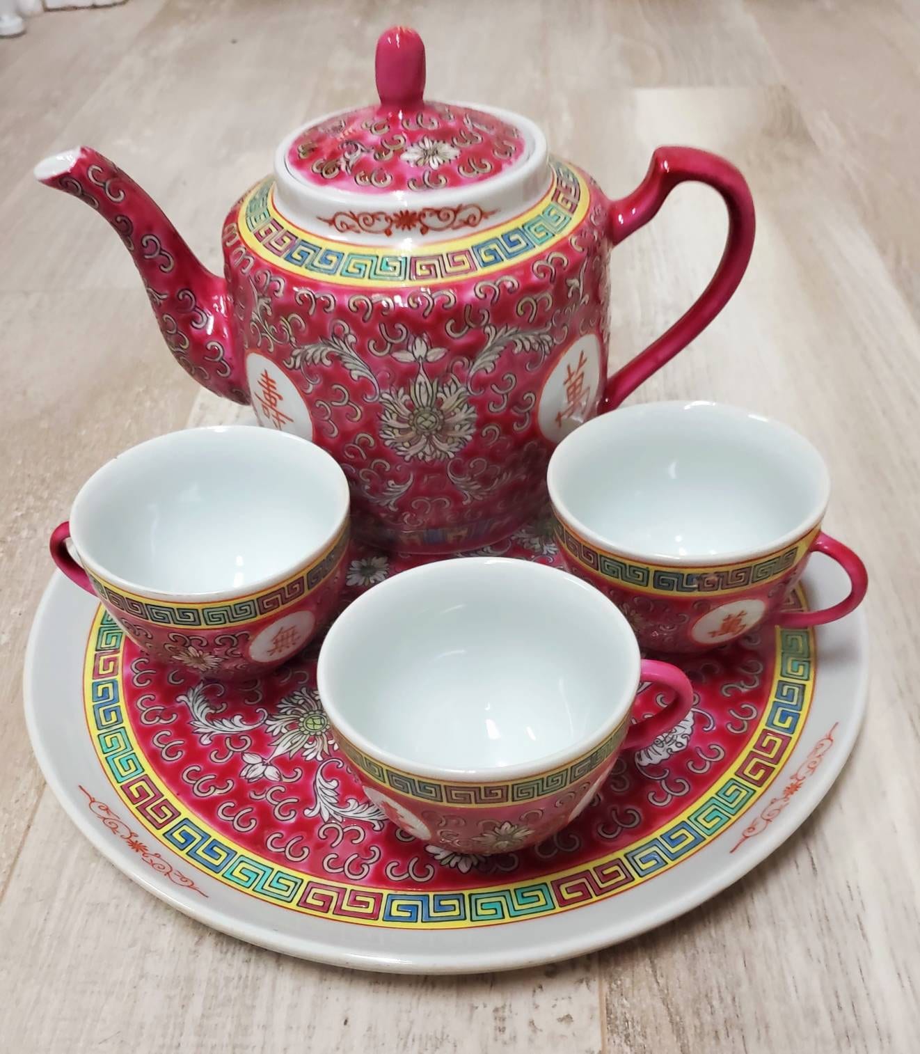 Chinese Mun Shou Famille Rose Mini Tea Set Set of 6